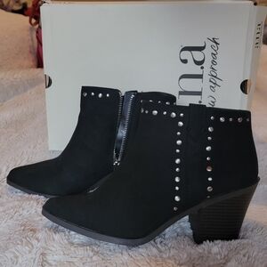 ANA New Approach Black Ankle Boots with Studded Detail Size 8 NWT